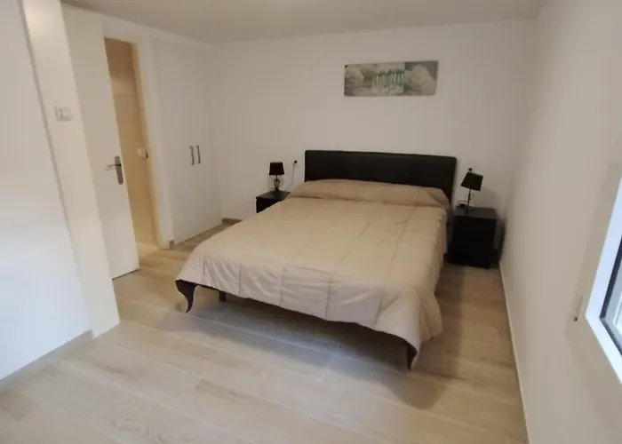 Rosesapparts A20Demar Triplex