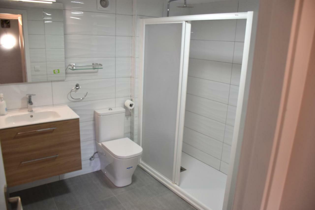 Rosesapparts A20demar Triplex Apartament *